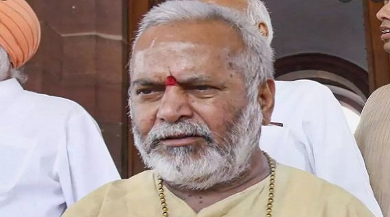 बीजेपी नेता चिन्मयानंद को पुलिस ने किया गिरफ्तार, लॉ की छात्रा ने लगाया है रेप का आरोप…