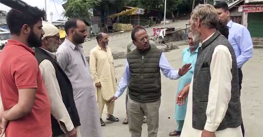 अजीत डोभाल फिर पहुंचे कश्मीर, अब क्या करने जा रही सरकार