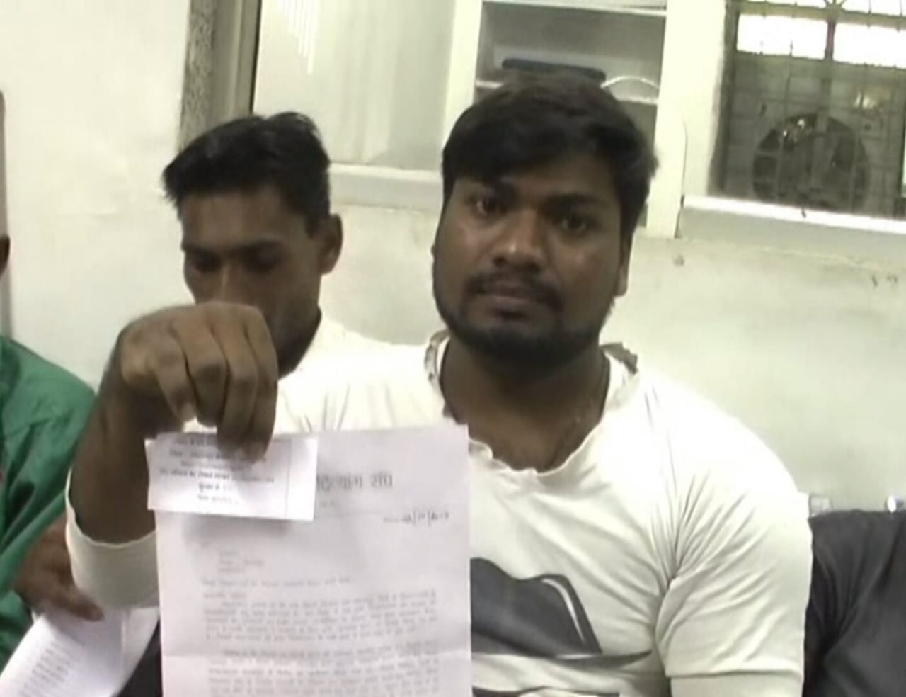 अधिकारियों की लापरवाही, एक साल से उपकरणों के इंतजार में दिव्यांग, कहीं लगा न दे सरकार की योजना को पलीता