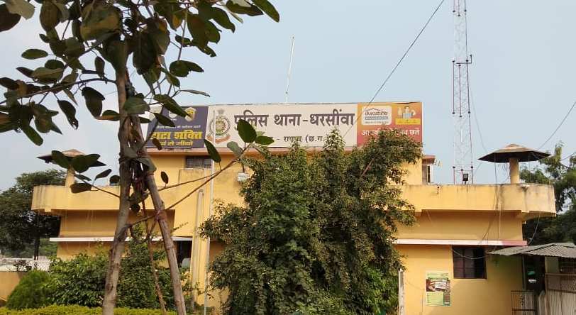 फैक्ट्री में बंधक बनाकर मजदूरी कराने मामले में संचालक के खिलाफ मामला दर्ज, गृह मंत्रालय से हुई थी शिकायत