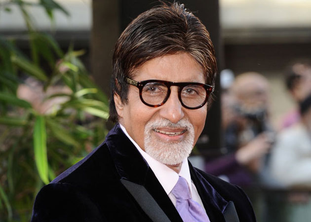 अमिताभ बच्चन के खिलाफ एफआईआर दर्ज, हिंदुओं की भावनाएं भड़काने का आरोप