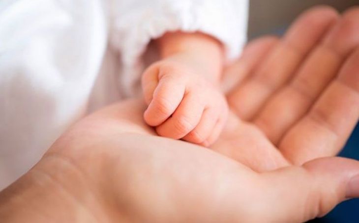 बच्चों का ‘छक्का’ लगाने से चूकी महिला, एक साथ दिया 5 बच्चों को जन्म