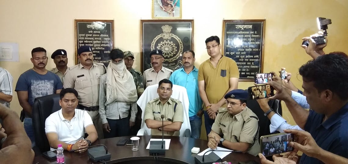 खुलासा : मजदूर ने की ठेकेदार की निर्मम हत्या, शव को काटा आरी से, फिर साइकिल से लगाया ठिकाना, हत्या का कारण जान हो जाएंगे हैरान…
