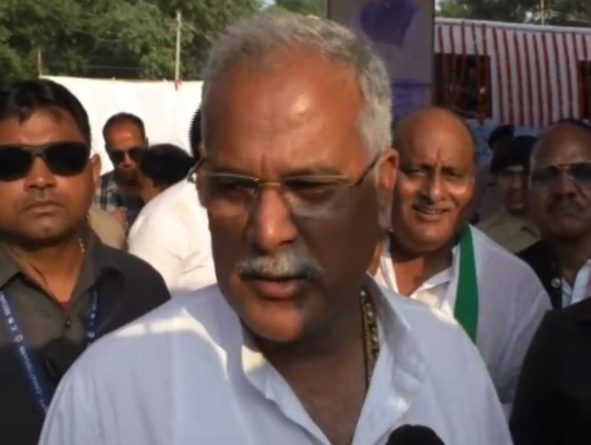 सीएम भूपेश बघेल का भाजपा पर बड़ा हमला, कहा- दो राष्ट्र का प्रस्ताव तो सावरकर ने ही रखा था