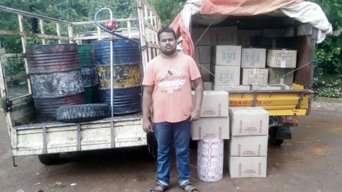 पाउच में पेट्रोलियम ऑयल बेच रहा आरोपी चढ़ा पुलिस के हत्थे, मुखबिर की सूचना पर हुई कार्रवाई