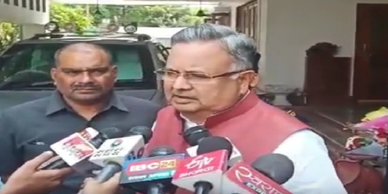 बिगड़ती कानून व्यवस्था पर बोले पूर्व CM रमन सिंह, ‘यह अजीब सरकार है, जो आपराधिक घटनाओं पर गंभीर नहीं’