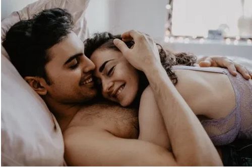 बेड रूम में न मिले पार्टनर का साथ तो अपनाएं ये ट्रिक्स…