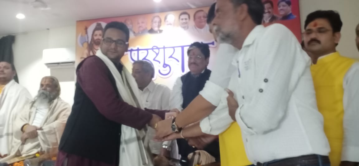 ब्राह्मण उत्थान सभा छत्तीसगढ़ ने 21 विप्र बंधुओं का किया सम्मान
