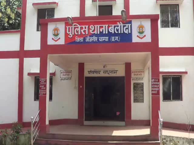 मनरेगा मजदूरों के 9 लाख रुपए लेकर बैंक कर्मचारी फरार, पुलिस तलाश में जुटी..