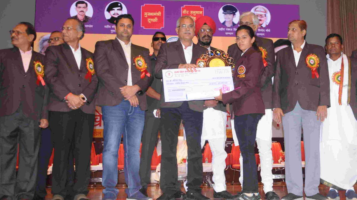छह सालों से प्रदेश के राष्ट्रीय स्तर के खिलाड़ियों को नहीं मिला उत्कृष्ट खिलाड़ी पुरस्कार, स्पोर्ट्स कोटे से भर्ती में अड़चन…