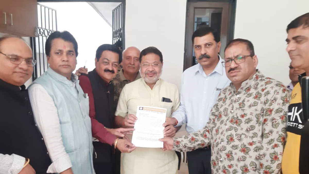 ई-कॉमर्स कंपनियां नहीं कर रही एफडीआई नीति का पालन, कैट ने विरोध में सांसद सुनील सोनी को सौंपा ज्ञापन