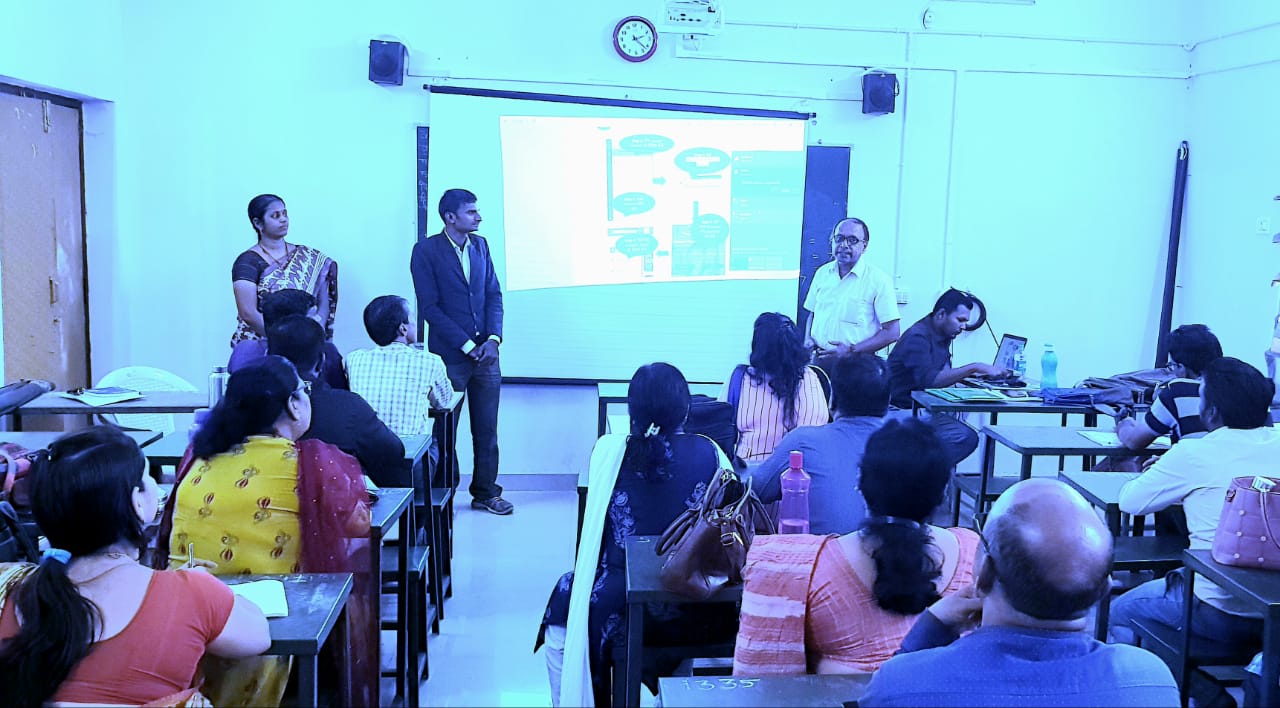 प्रथम चरण में 1303 विद्यालयों के शिक्षकों को दिया डिजिटल शिक्षा का प्रशिक्षण