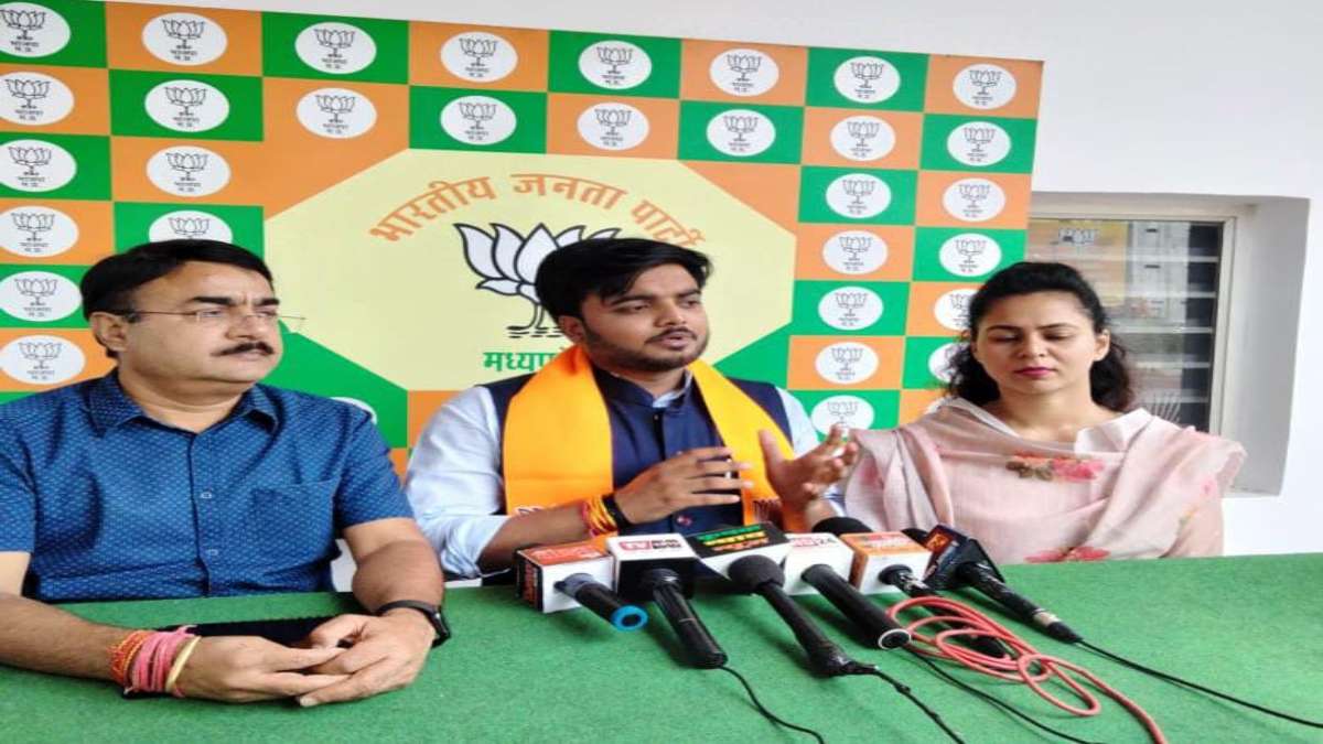 बीजेपी ने कांग्रेस मीडिया सेल में लगाई सेंध: बीजेपी में शामिल हुए Congress प्रवक्ता, कहा- मेरे जैसे युवा कार्यकर्ताओं की पार्टी में कोई कीमत नहीं