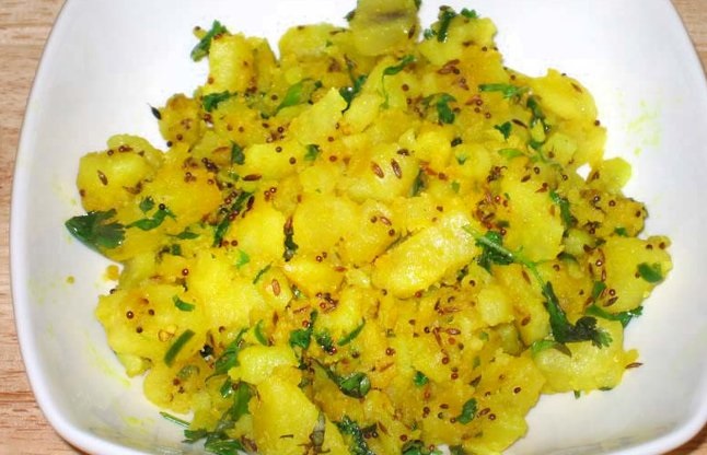 Today’s Recipe: सब्जियों के राजा आलू का बनाएं भरता, बच्चों-बड़ों सभी को आएगा खूब पसंद