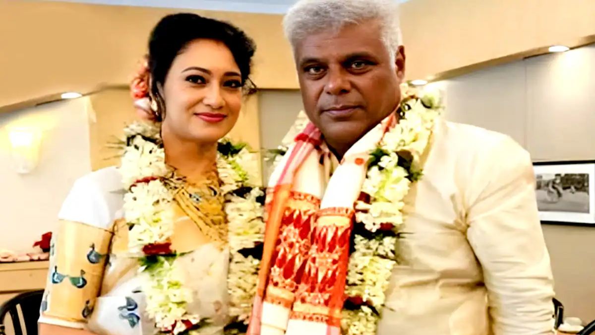 फेमस एक्टर आशीष विद्यार्थी ने 60 की उम्र में रुपाली बरुआ से रचाई दूसरी शादी, ऐसे बंधे शादी के बंधंन में…