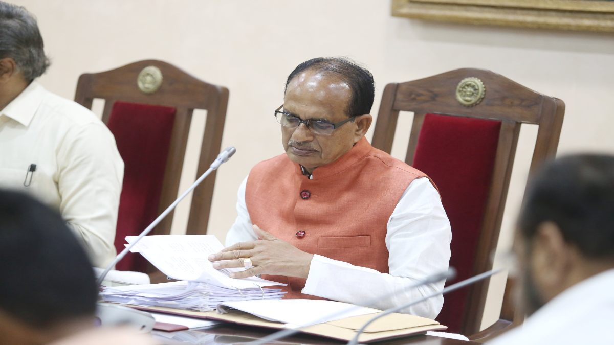 शिवराज मंत्रिमंडल विस्तार को लेकर फैसला आज! बीजेपी में चलेगा बैठकों का दौर, दो नाम लगभग तय, तीसरे पर मंथन जारी