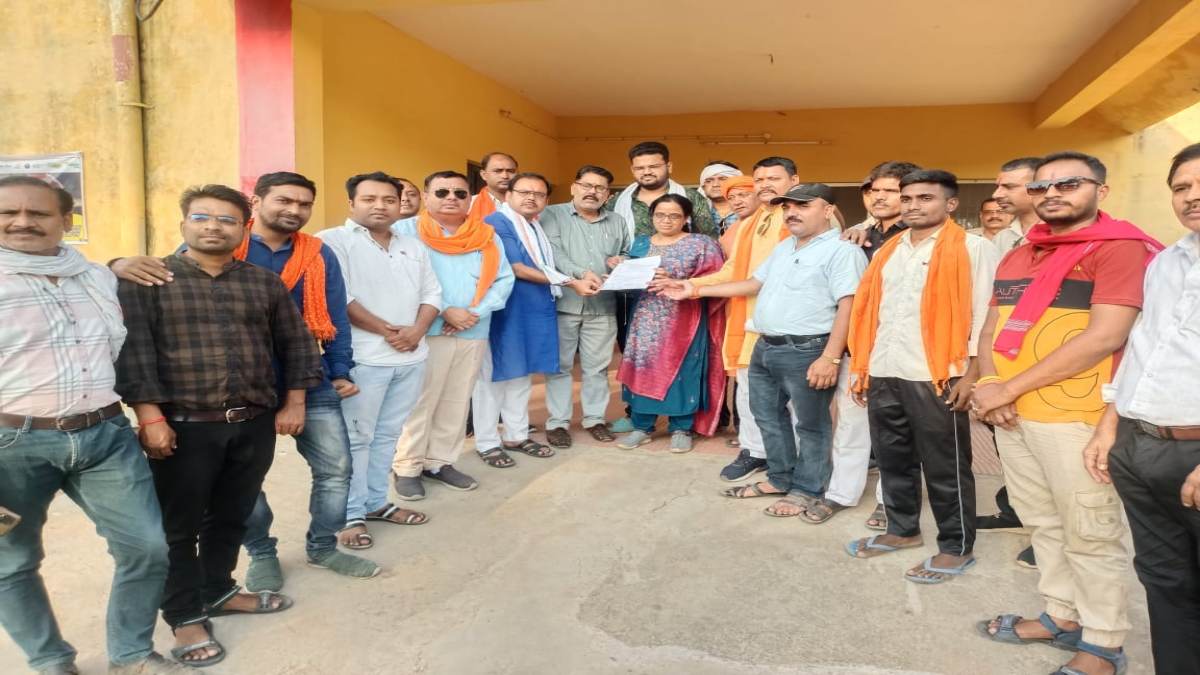 रतनपुर घटना को लेकर सर्व समाज ने राज्यपाल के नाम सौंपा ज्ञापन, पुलिस पर मिलीभगत करने का लगाया आरोप