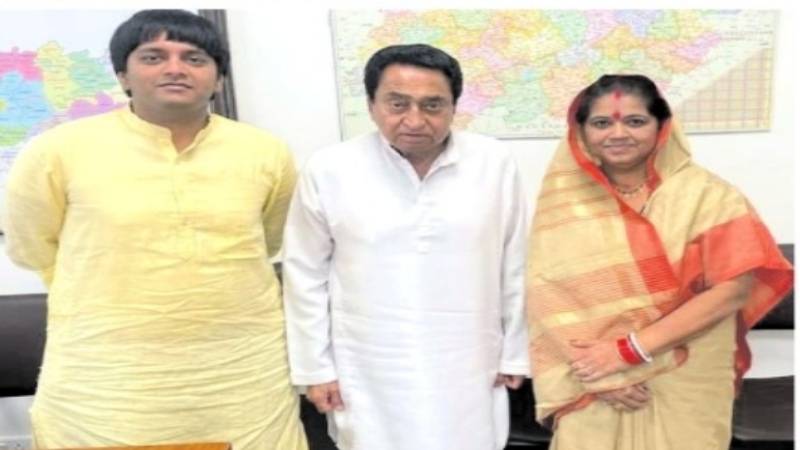 MP मिशन 2023ः पूर्व सांसद की पत्नी कांग्रेस में होंगी शामिल, BJP MLA प्रदीप लारिया के भाई और सपा के नेता कांग्रेस में शामिल होंगे, बीजेपी के दिग्गजों के इलाकों में खलबली, PCC चीफ कमलनाथ दिलाएंगे सदस्यता