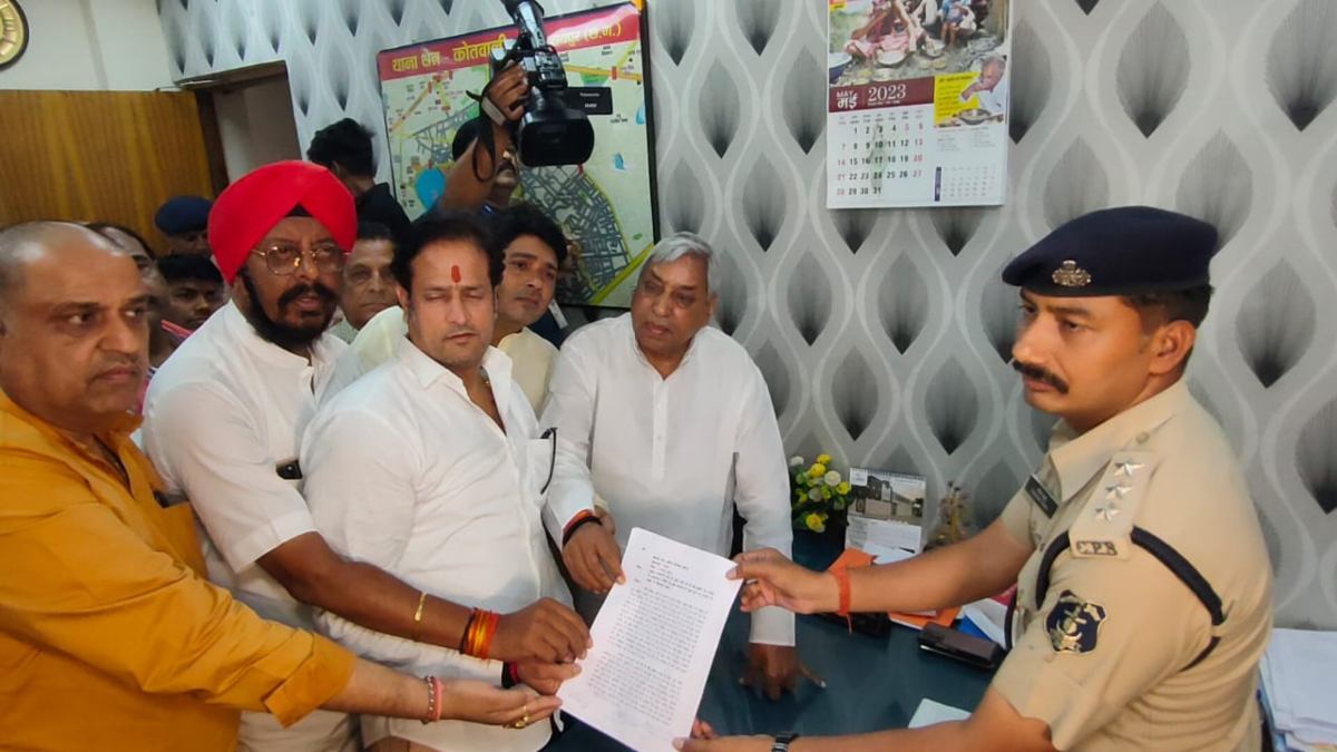 राहुल गांधी के खिलाफ अभद्र टिप्पणी को लेकर FIR दर्ज, कांग्रेस विधायकों ने की गिरफ्तारी की मांग, बीजेपी पर माहौल बिगाड़ने का आरोप