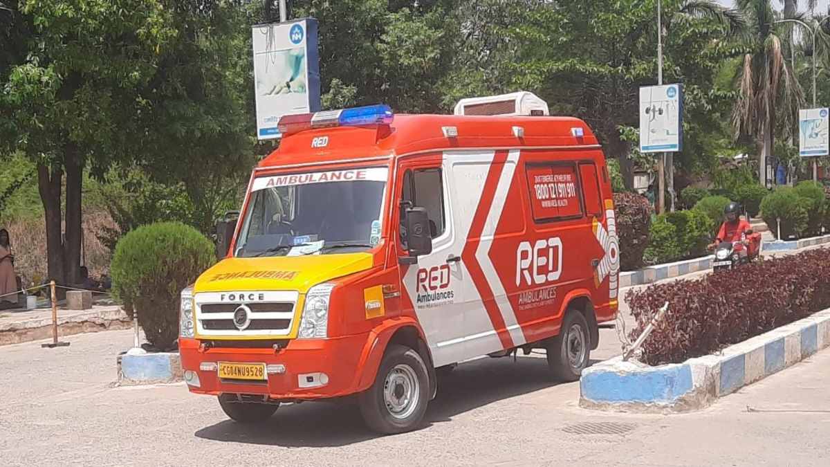 विश्व इमरजेंसी मेडिसिन दिवस : NH MMI नारायणा सुपरस्पेशलिटी हॉस्पिटल ने शहरवासियों के लिए शुरू की निःशुल्क एम्बुलेंस सेवा