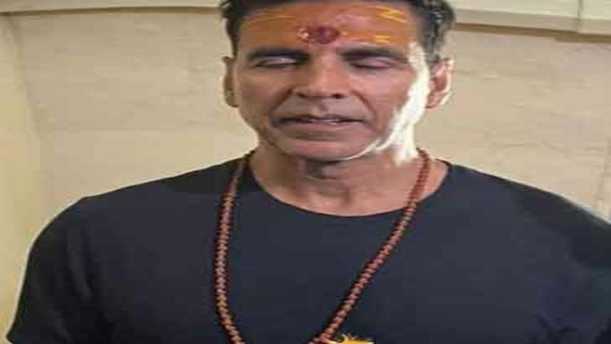 बाबा Kedarnath Temple के दर पर पहुंचे Akshay Kumar, हर-हर महादेव के जयकारे से गूंज उठा धाम …