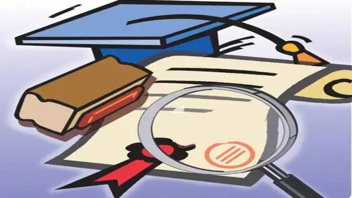 MP शिक्षक भर्ती दिव्यांगता प्रमाण पत्र में गड़बड़ी: मेडिकल बोर्ड से करवानी होगी पुष्टि, 40% से अधिक मान्य, नहीं तो जाएगी नौकरी