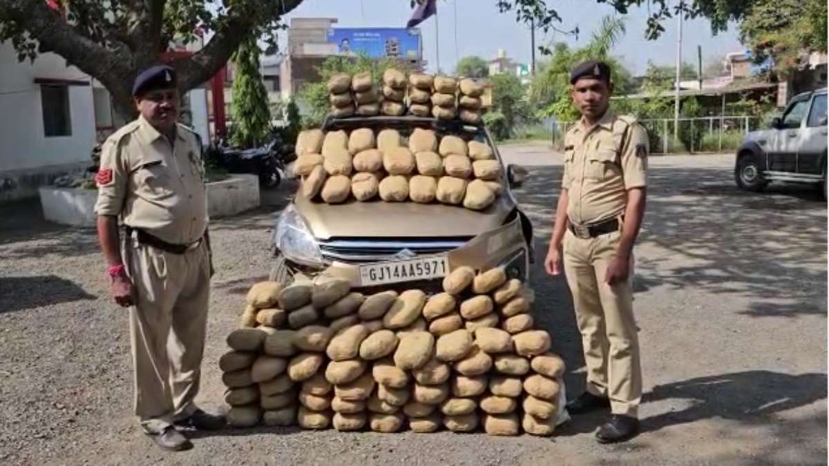 CG में गुजरात की कार से गांजा तस्करी, 41 लाख से अधिक का मादक पदार्थ पकड़ाया, तस्कर फरार
