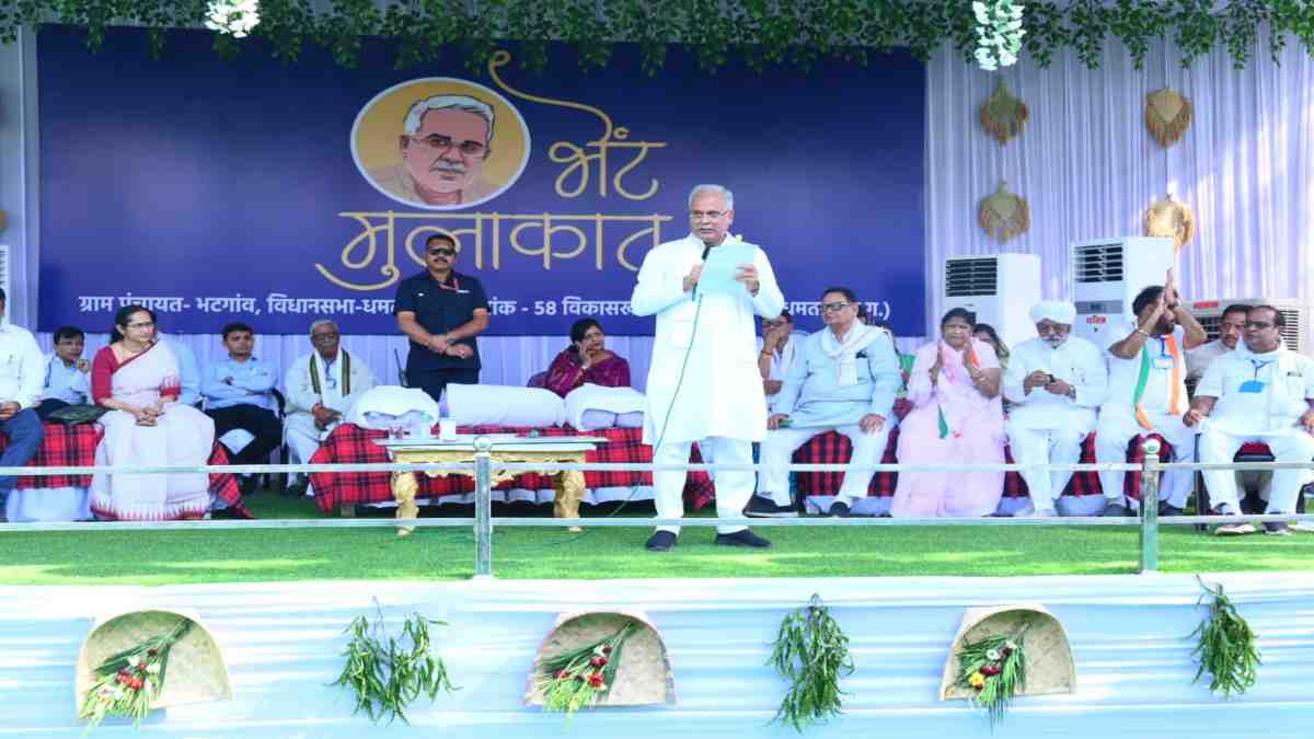 धमतरी में CM का भेंट मुलाकात : भूपेश बघेल ने कहा – हरेली से प्रारंभ होंगे छत्तीसगढ़िया ओलंपिक खेल
