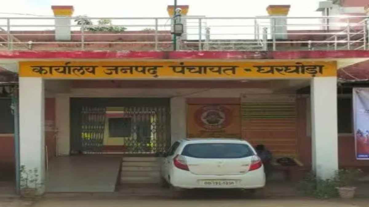 सब इंजीनियर के खिलाफ अनियमितता की शिकायत : जांच टीम ने प्रशासन को सौंपी रिपोर्ट, इधर सब इंजीनियर ने CM बघेल से लगाई न्याय की गुहार