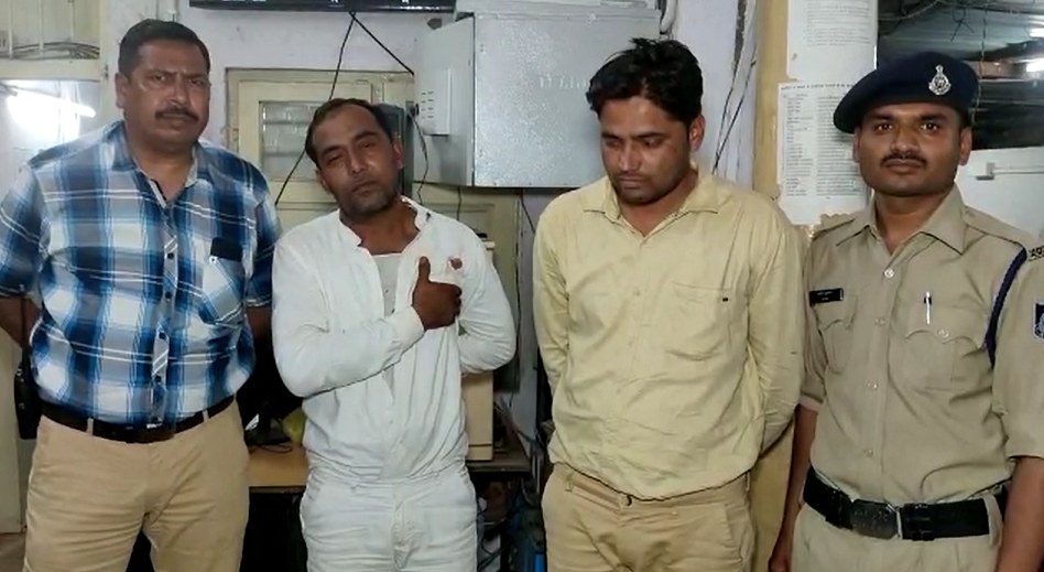 MP Crime: डीसीपी के गनमैन पर चली गोलियां, बाल बाल बची जान, चंद घंटे बाद दो आरोपी गिरफ्तार