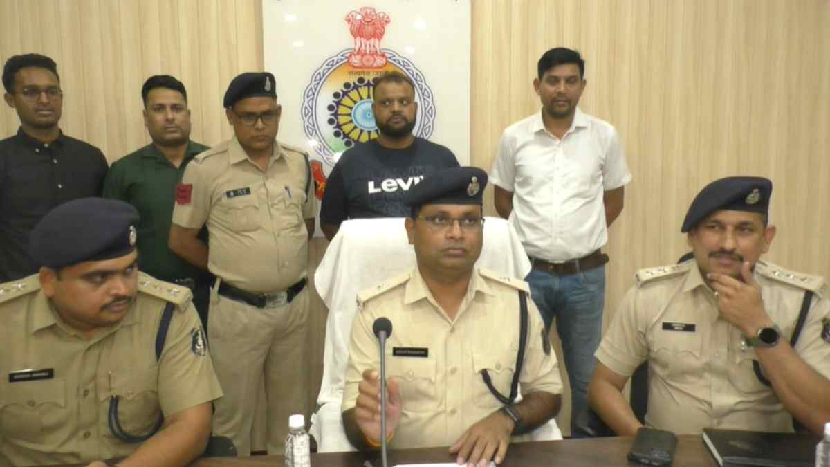 CG CRIME : दो हजार के नोट बदलने के नाम पर बुजुर्ग से 3 लाख की ठगी, आरोपी रायपुर से गिरफ्तार