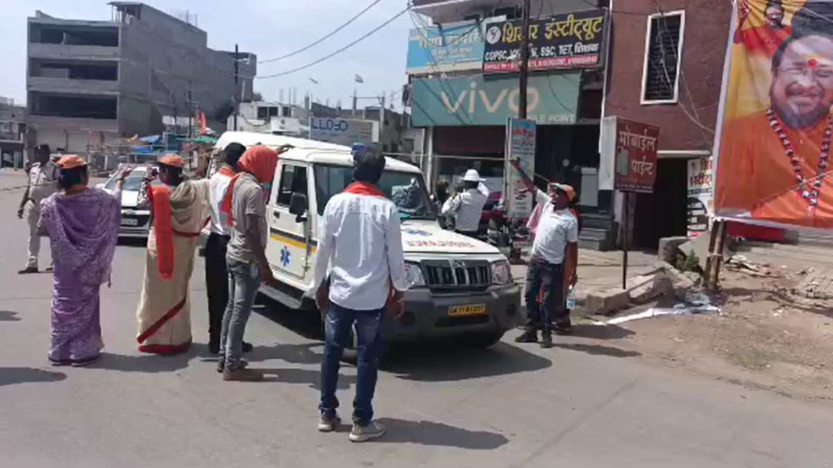 CG NEWS: भारतीय जनता पार्टी महिला मोर्चा का  चक्काजाम, युवक की शिकायत पर जिला अध्यक्ष समेत 30-40 महिलाओं के खिलाफ FIR दर्ज