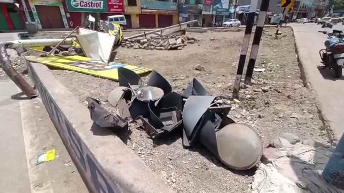 बड़ा हादसा टला, CCTV कैमरा क्षतिग्रस्त : शहर के अंदर दौड़ रही मौत को निमंत्रण देते बेलगाम वाहन, देखें VIDEO…
