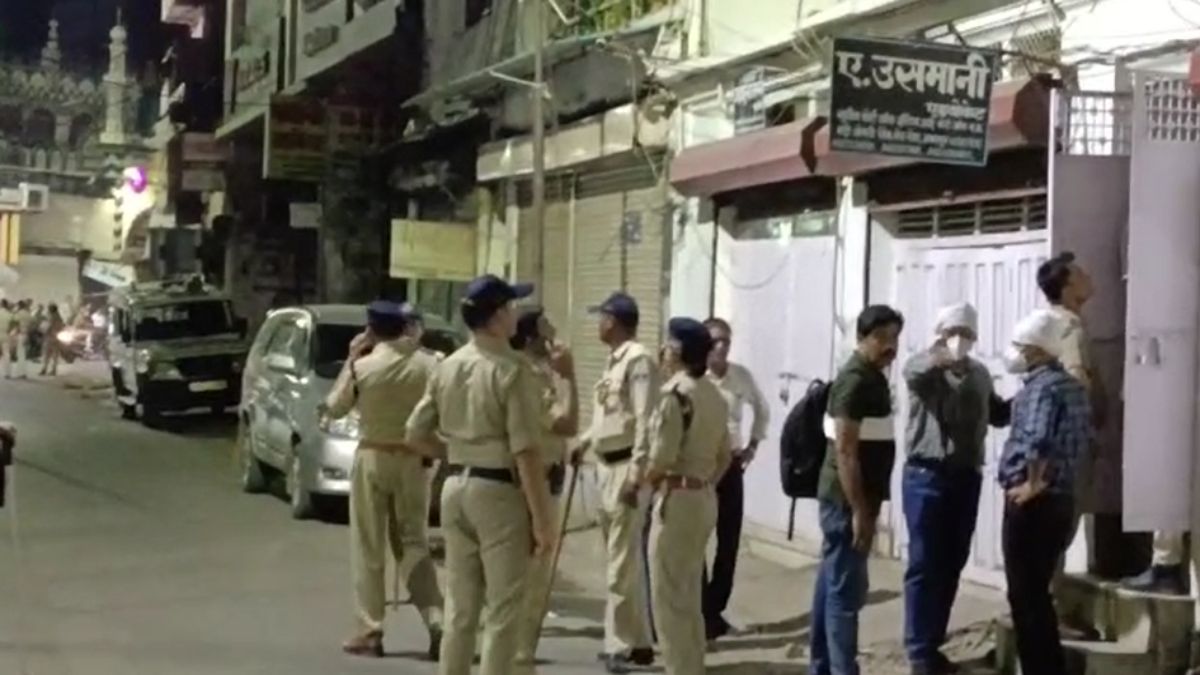 जबलपुर में NIA छापाः अधिवक्ता अहादुल्ला उस्मानी के घर से मिला कारतूसों का जखीरा, एफआईआर दर्ज