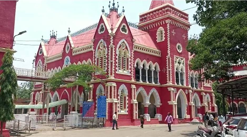 जबलपुर स्वास्थ्य विभाग में कैग की दबिशः आय-व्यय के दस्तावेज खंगाले, दिल्ली और ग्वालियर की टीम पहुंची