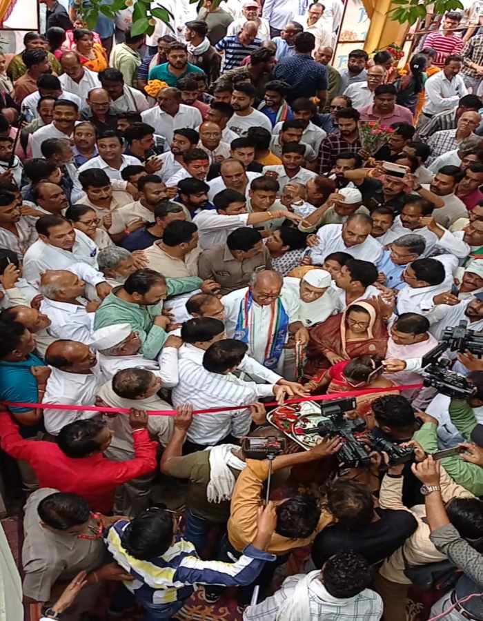 MP: टिकट मिलने से पहले ही दावेदार ने खोला कार्यालय, दिग्विजय सिंह ने किया उद्घाटन