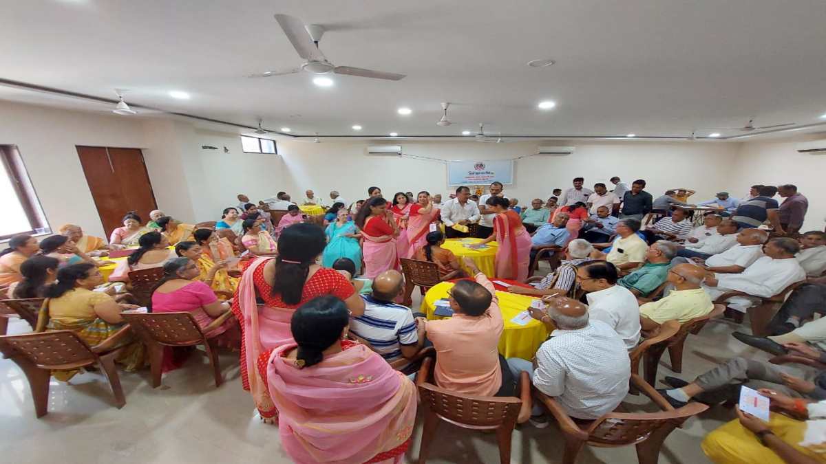 प्रदेश माहेश्वरी सभा की चौपाल में महेश नवमी की धूम, बुजुर्गों ने कई खेलों में दिखाया अपना जौहर
