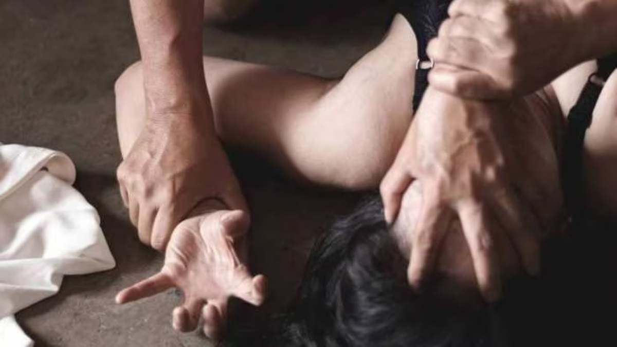 CG में हैवानियतः शराब पिलाकर महिला से दरिंदगी, 2 वहशी चढ़े पुलिस के हत्थे…