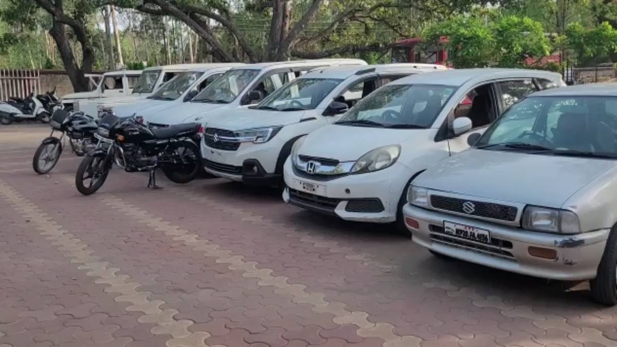 अंतराज्यीय वाहन चोर गिरोह का पर्दाफाश: 5 आरोपी गिरफ्तार, 6 कार और 2 बाइक जब्त, पंजाब से आकर मप्र में वारदात को देते थे अंजाम