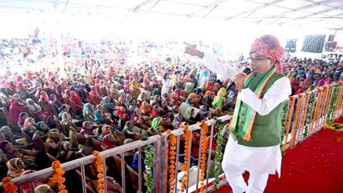 CM शिवराज ने गंजबासौदा को दी विकास कार्यों की सौगात: उदयपुर मंदिर का कॉरिडोर बनाने की घोषणा, कहा- कांग्रेस झूठ फरेब की करती है राजनीति