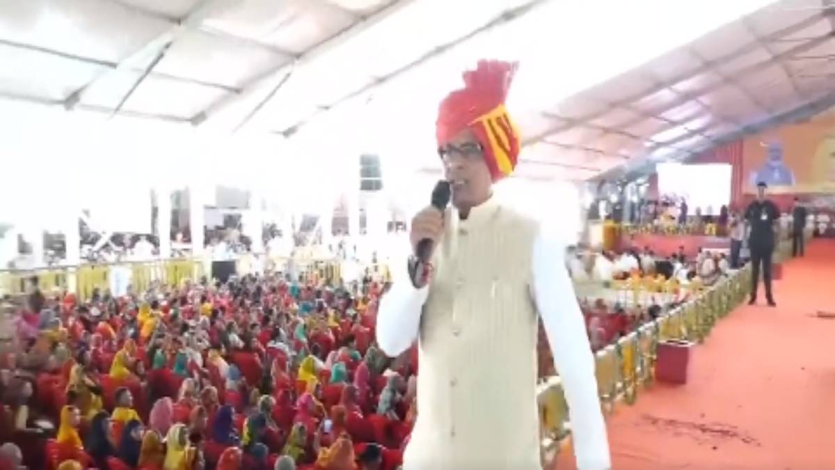 छतरपुर बनेगा नगर निगम: CM शिवराज ने की घोषणा, अल्लामा इकबाल कविता ‘लब पे आती है दुआ बनके तमन्ना मेरी’ बैन करने कही बात