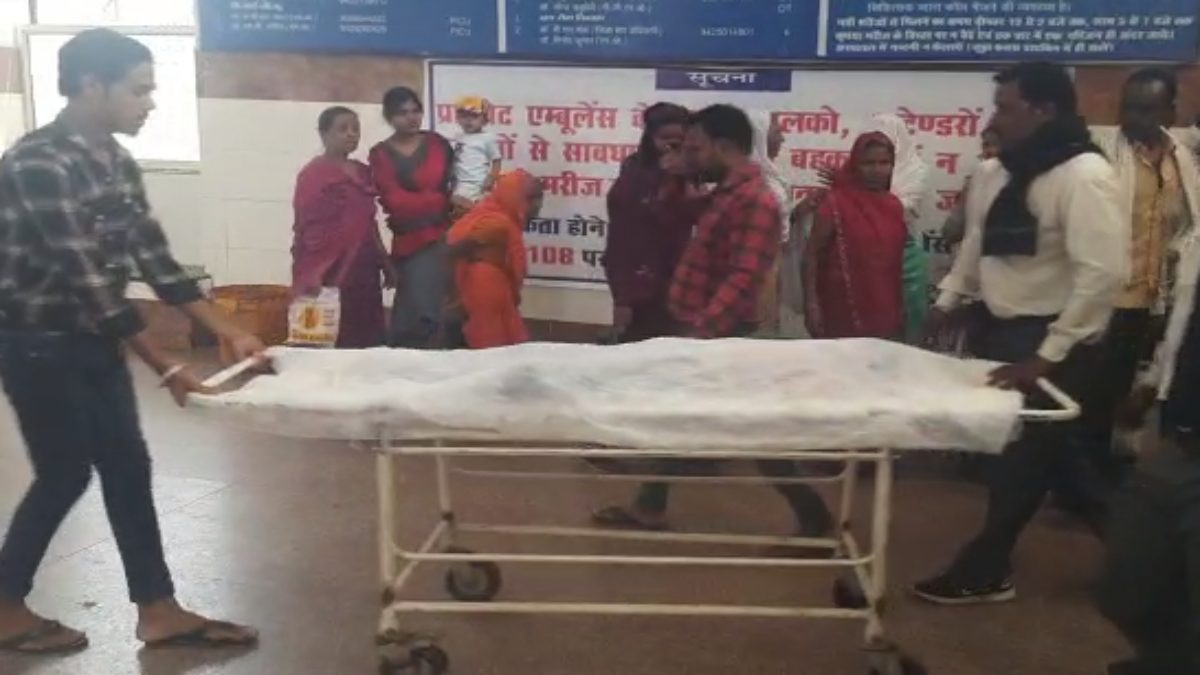 MP में ऑटो की टक्कर से पिता-पुत्र की मौत: मृतक के परिजनों को विधायक ने बंधाया ढांढस, जांच में जुटी पुलिस