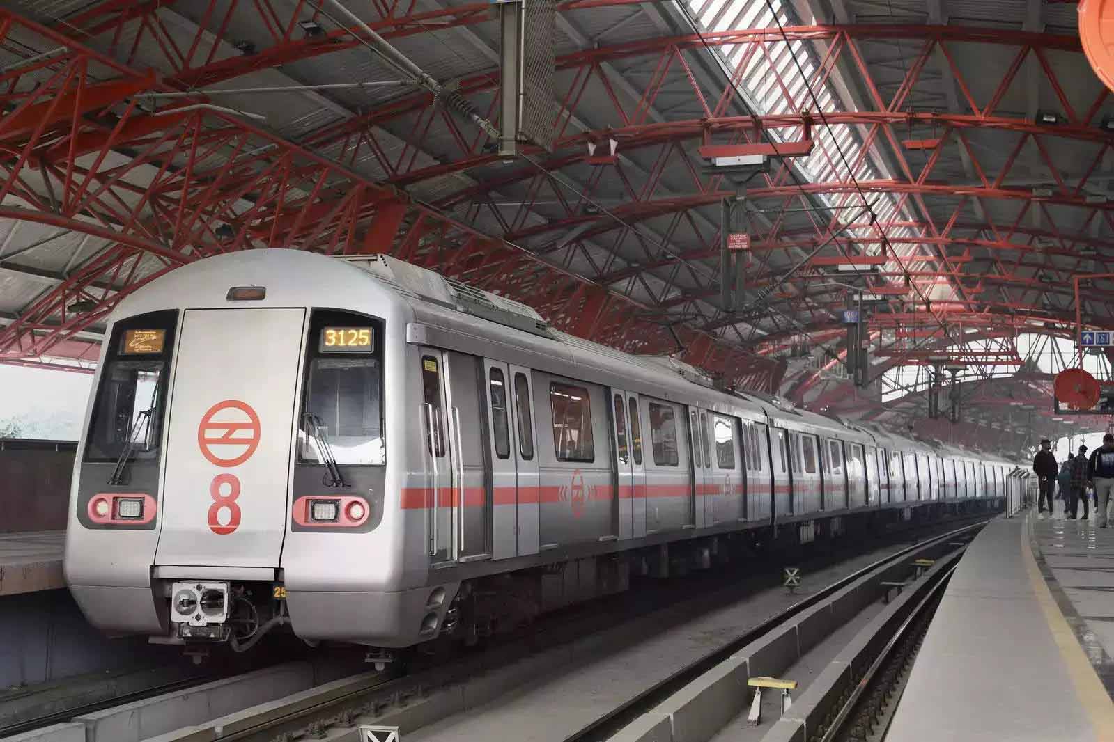 शराब प्रेमियों के लिए अच्छी खबर, अब यहां भी ले जा सकेंगे शराब की बोतलें…