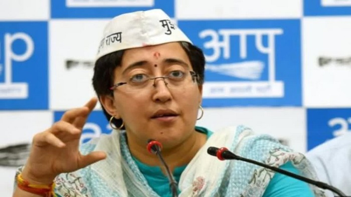 दिल्ली की शिक्षा मंत्री आतिशी को मिली विदेश जाने की मंजूरी