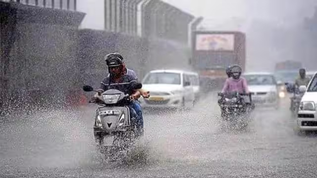 दिल्ली-एनसीआर में मॉनसूनी बारिश जारी , IMD ने जारी किया अलर्ट