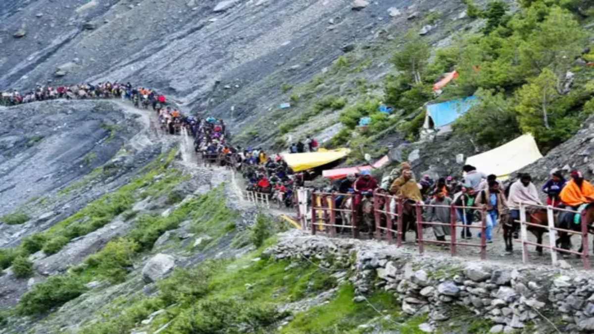 Amarnath Yatra Food Menu: अमरनाथ यात्रा के लिए फूड मेन्‍यू जारी, भटूरे, समोसे और कोल्‍ड ड्रिंक समेत इन पर लगा बैन, देखिए लिस्ट