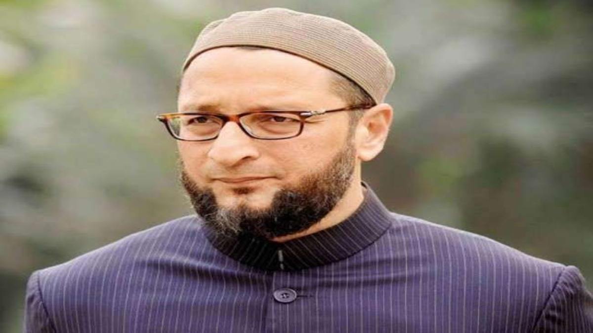दमोह स्कूल मामले में ओवैसी का बड़ा बयान: कहा- पोस्टर में छात्राओं ने स्कार्फ पहना था, सीएम ने हिजाब कह दिया, इधर बीजेपी नेता ने की NIA से जांच की मांग