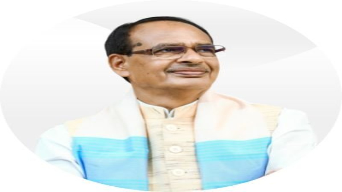 MP में गारंटी पर घमासान: पीएम मोदी के बाद सीएम शिवराज ने बोला हमला, कांग्रेस को बताया मायावी, गृहमंत्री ने भी साधा निशाना