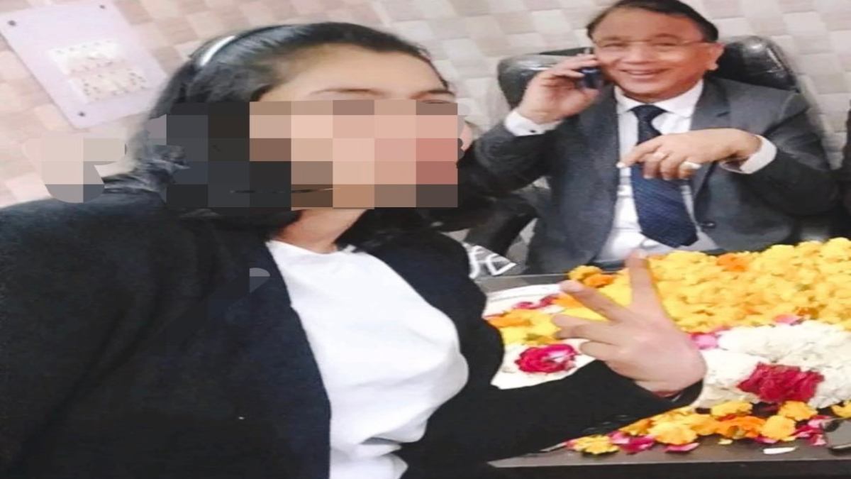 वकील के चैंबर में मिले लड़कियों के अंडर गारमेंट; लैपटॉप, सीपीयू, पासपोर्ट जब्त