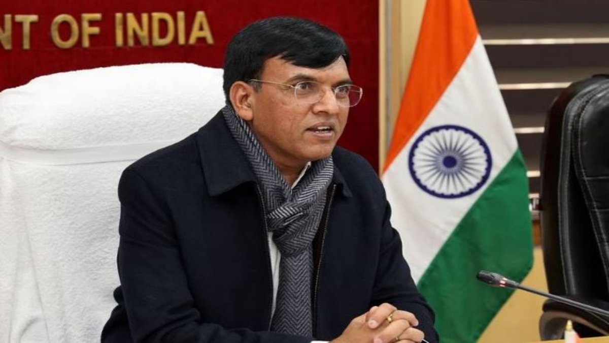केंद्रीय मंत्री मांडविया ने छत्तीसगढ़ में भाजपा सरकार बनने का किया दावा, कहा- पहली कैबिनेट में घोषणाओं पर शुरू हो जाएगा काम…
